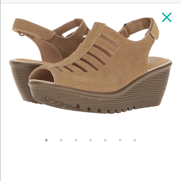 skechers parallel trapezoid